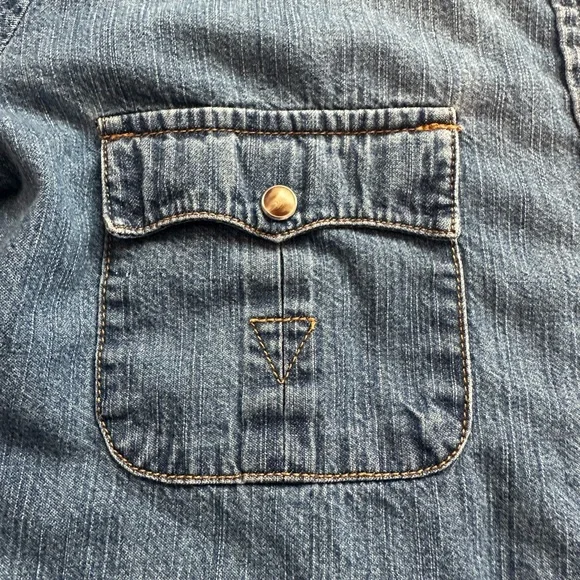 100% Cotton Old Navy Blue Denim Shirt 3/4 Sleeves - Picture 4 of 9